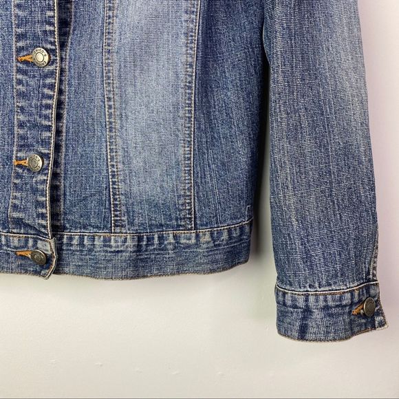 CHICO’s Distressed Jean Jacket Size 0 - Picture 4 of 6